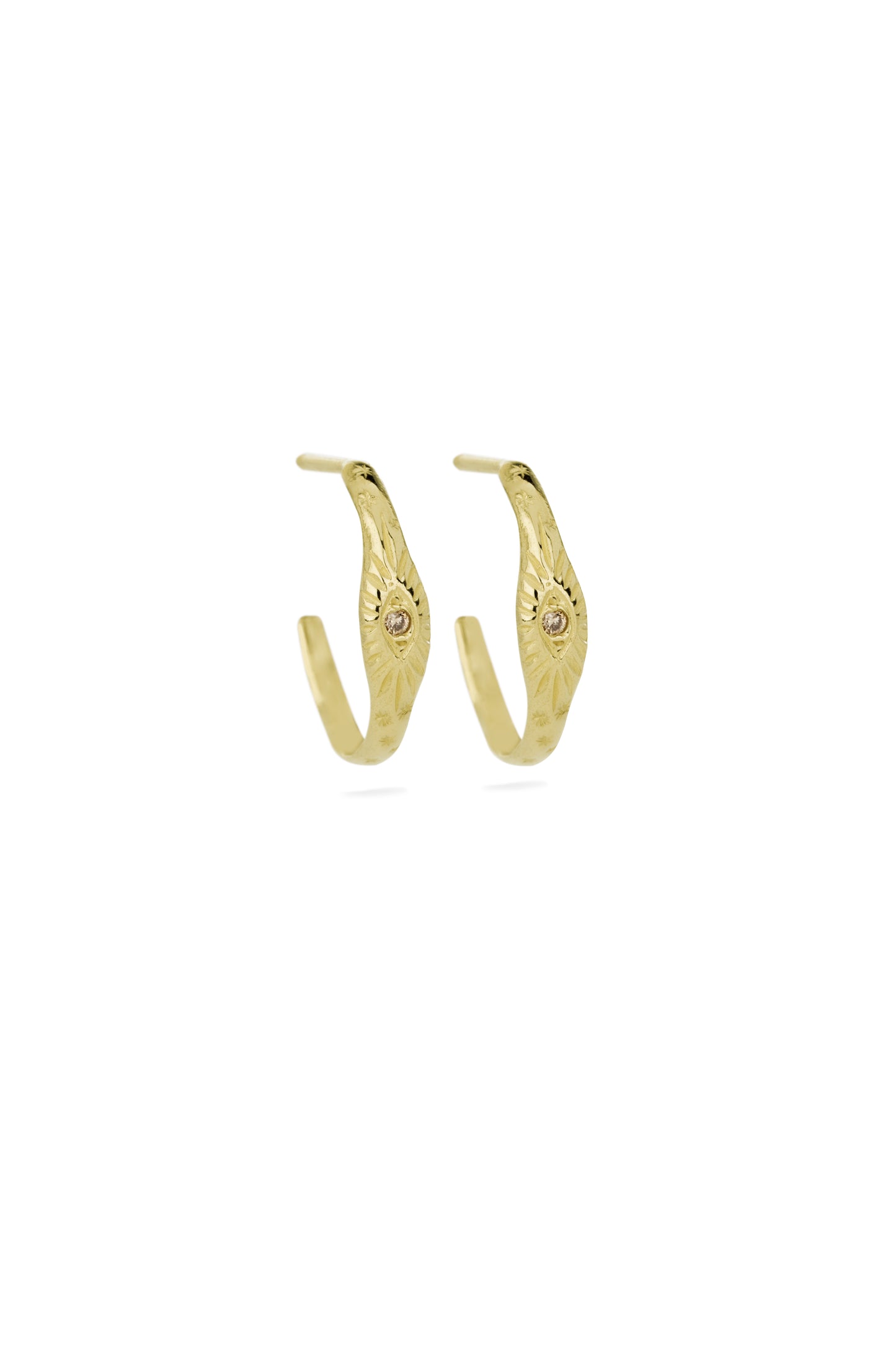 TÁKN / SYMBOLS - Earrings Gold with The Eye engraved