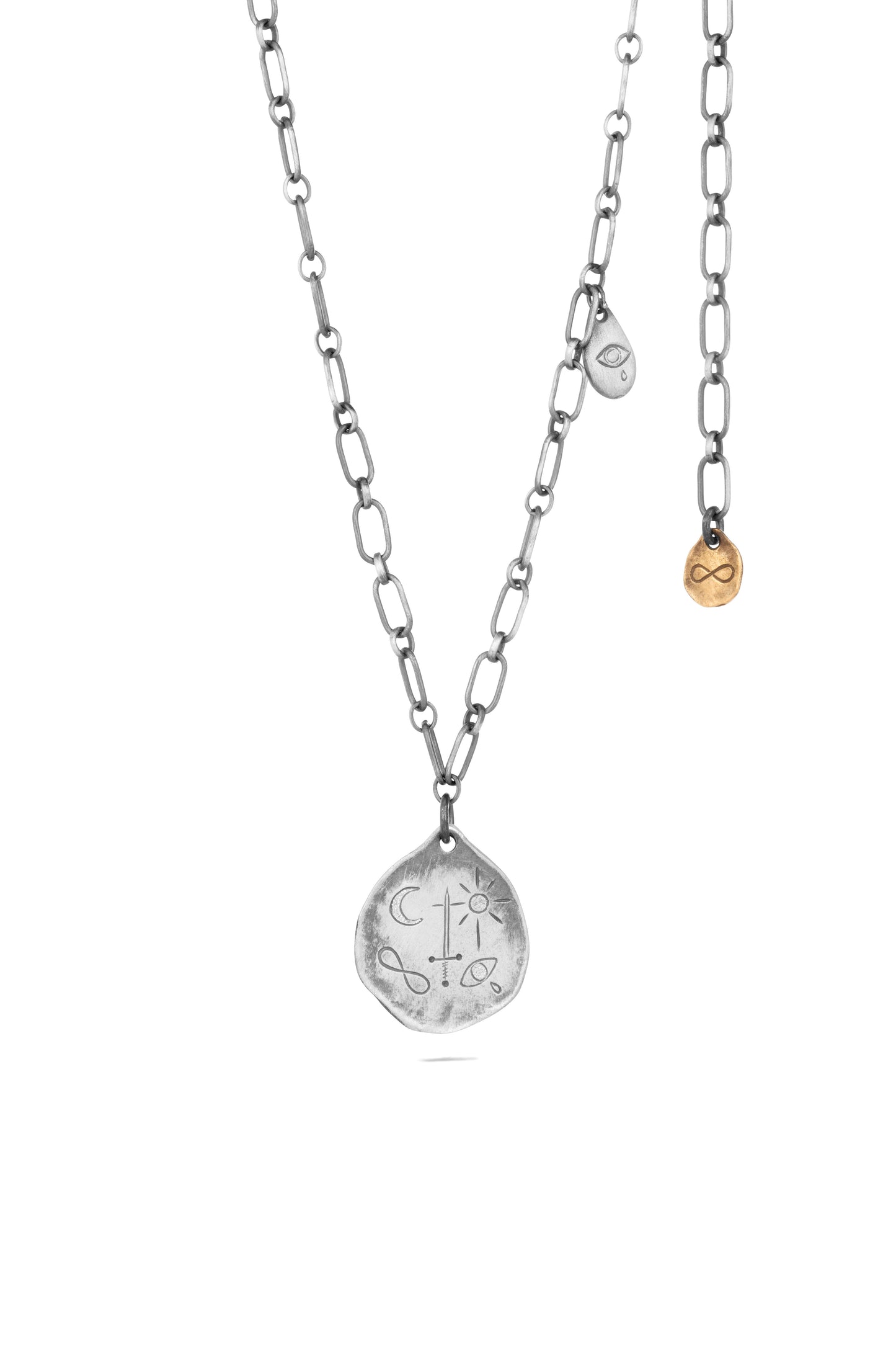 TÁKN / SYMBOLS - Necklace with big silver coin