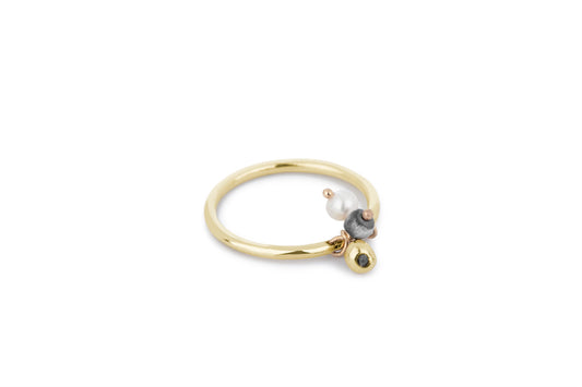 Sea ring - Gold ring with pearls